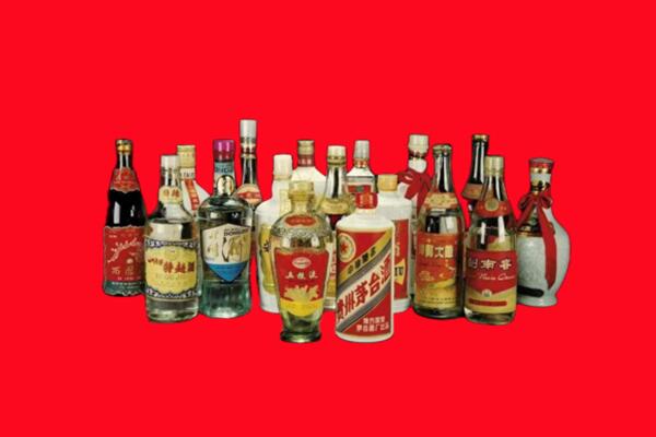 双鸭山回收十八老酒.jpg